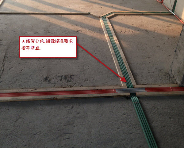 錫箔紙可以降低強(qiáng)電電流對弱點信號的磁場干擾，起到屏蔽作用。